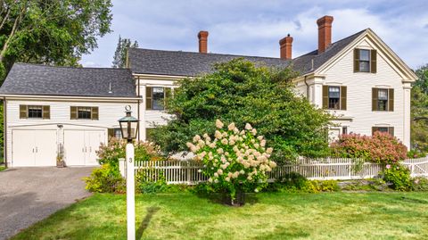 Photo of 3 Cumberland Street, Yarmouth, ME 04096 (MLS # 1637206)