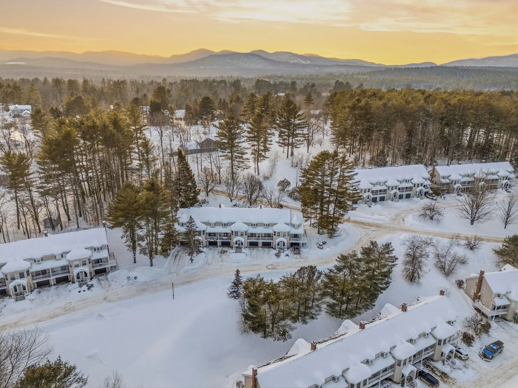 Photo of 135 Vernon Street #3B, Bethel, ME 04217 (MLS # 1650893)