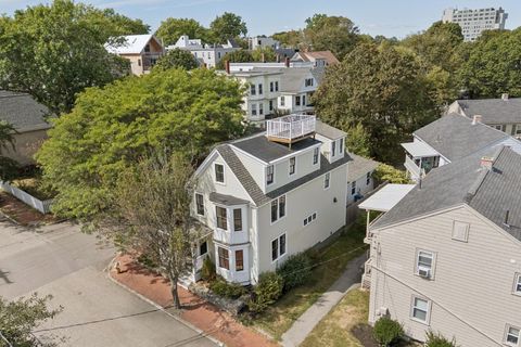 Photo of 33 Turner Street, Portland, ME 04101 (MLS # 1637878)
