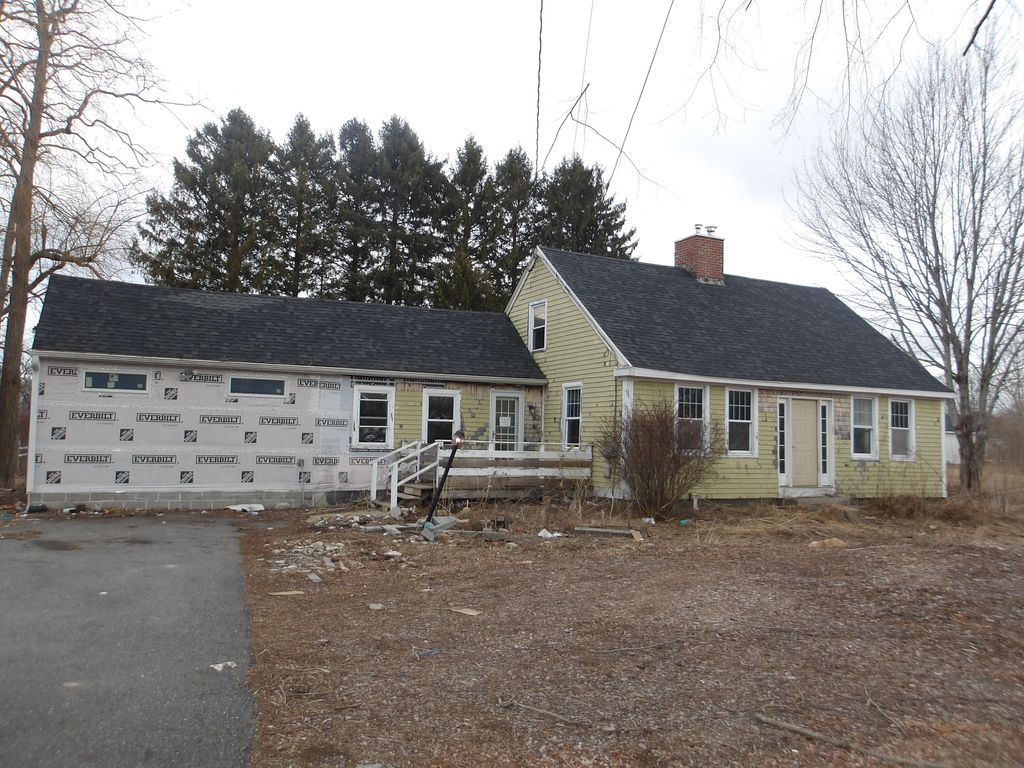 Photo of 616 Old County Road, Rockland, ME 04841 (MLS # 1654857)