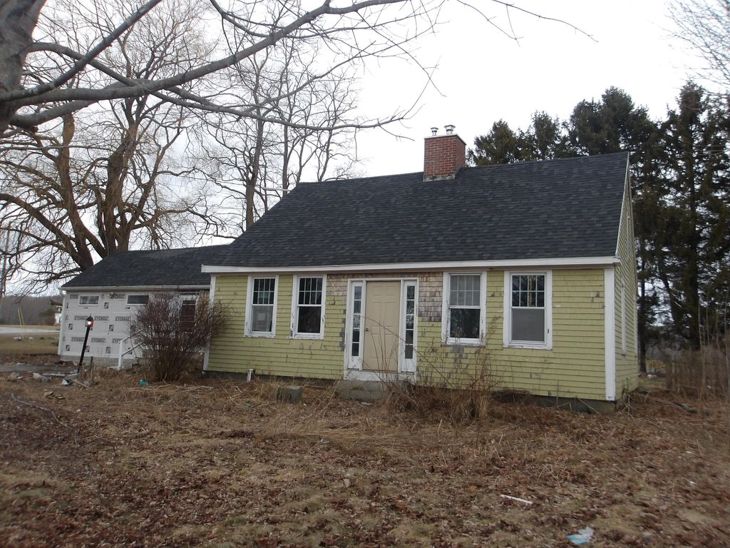 Photo of 616 Old County Road, Rockland, ME 04841 (MLS # 1654857)
