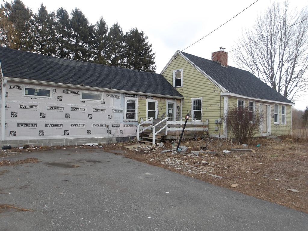 Photo of 616 Old County Road, Rockland, ME 04841 (MLS # 1654857)