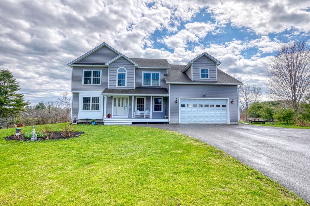 Photo of 24 Royale Drive, Sidney, ME 04330 (MLS # 1661214)