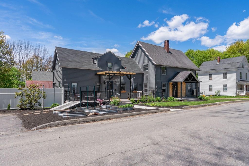Photo of 58 Middle Street, Augusta, ME 04330 (MLS # 1662801)