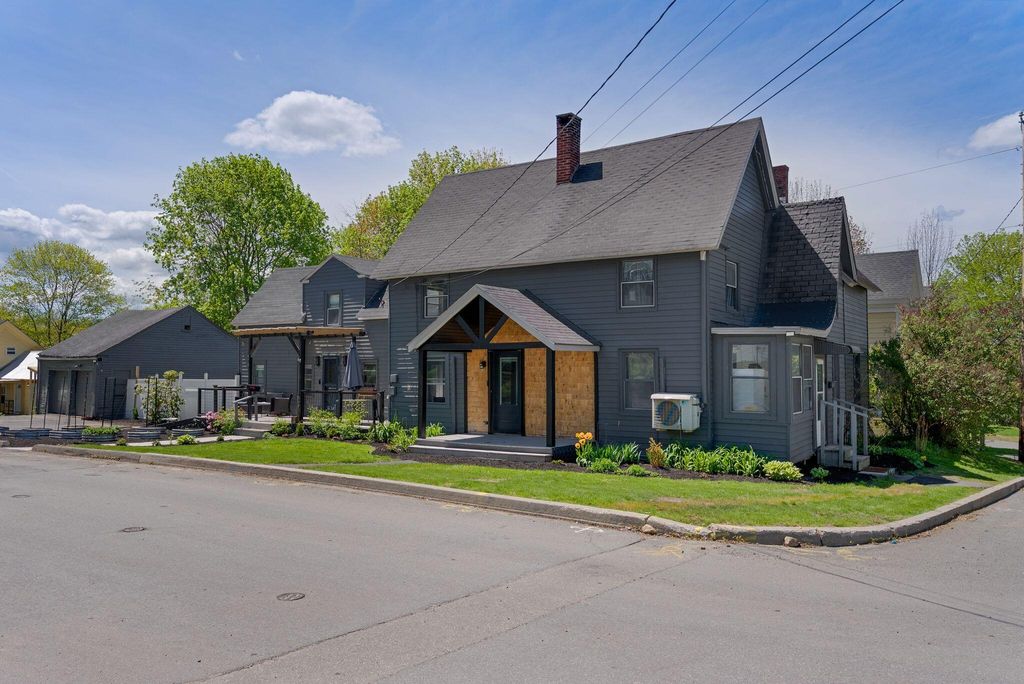 Photo of 58 Middle Street, Augusta, ME 04330 (MLS # 1662801)
