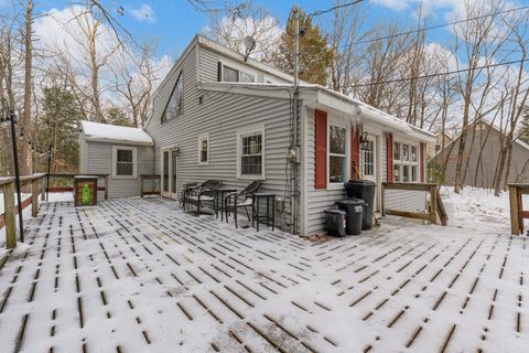 Photo of 16 Mason Avenue, Naples, ME 04055 (MLS # 1647547)