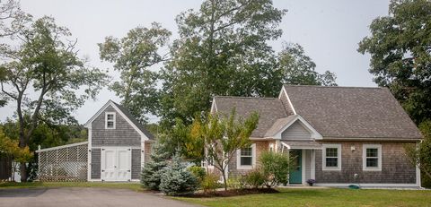 20 Robbins Road Belfast ME 04915