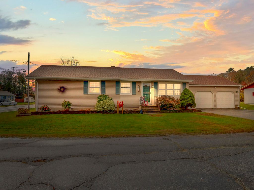 Photo of 49 Rachel Boulevard, Lewiston, ME 04240 (MLS # 1641707)
