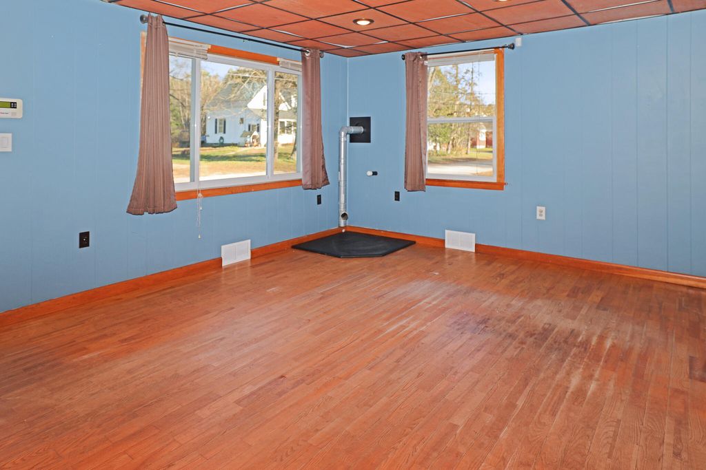 Photo of 22 Howard Street, Mexico, ME 04257 (MLS # 1577195)