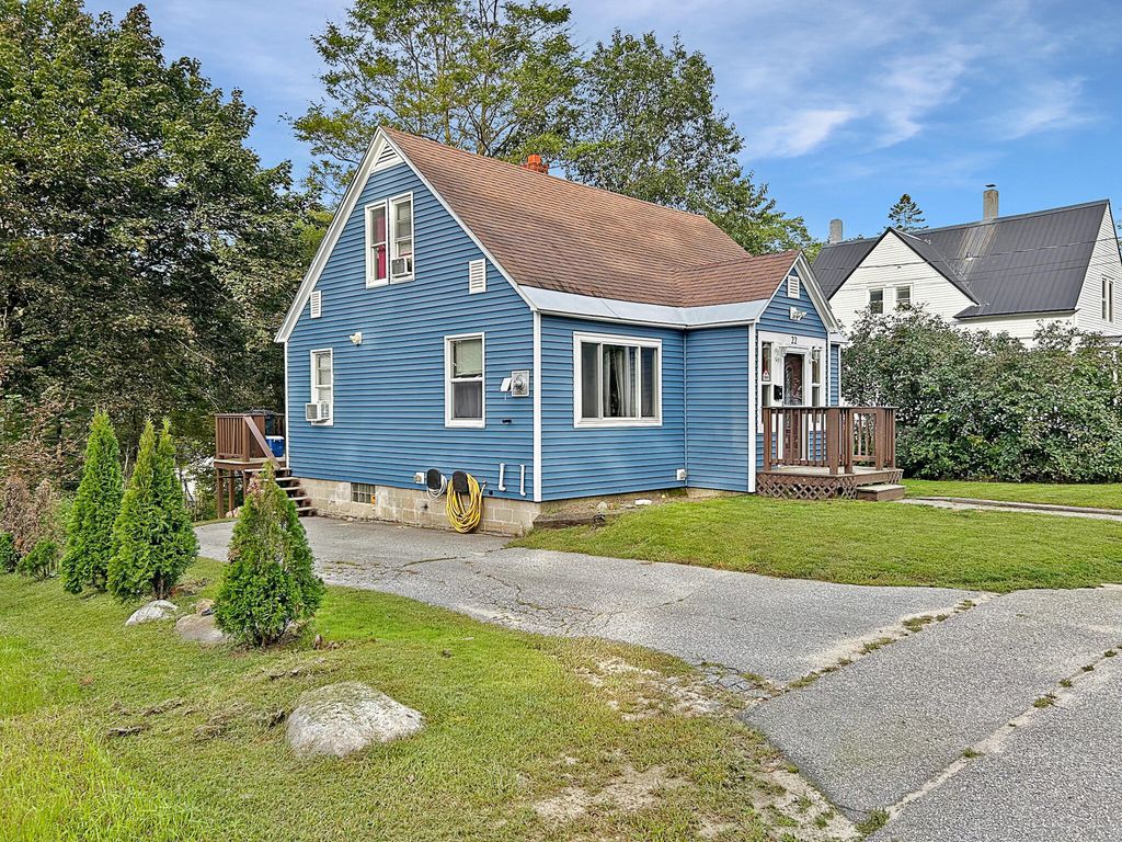 Photo of 22 Howard Street, Mexico, ME 04257 (MLS # 1577195)