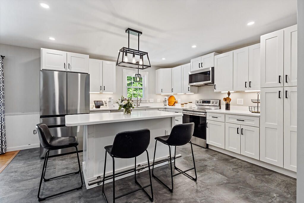 Photo of 50 Country Club Road, Manchester, ME 04351 (MLS # 1649406)