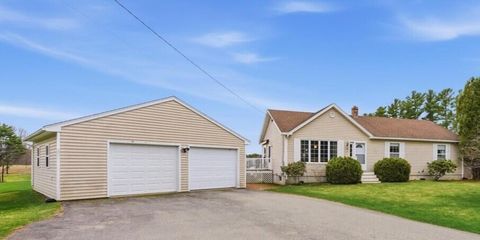 Photo of 136 Stirling Road, Warren, ME 04864 (MLS # 1658779)