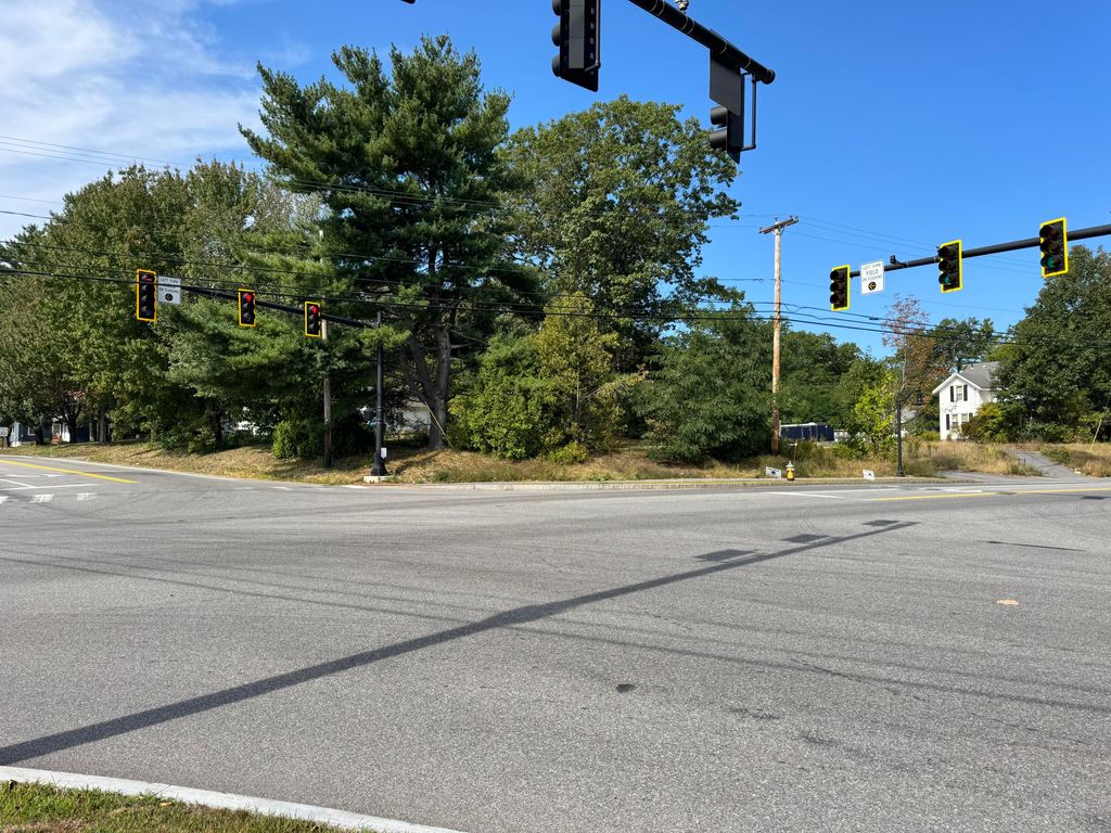 Photo of 82 Gray &amp; 59 Leighton Road, Falmouth, ME 04105 (MLS # 1637851)
