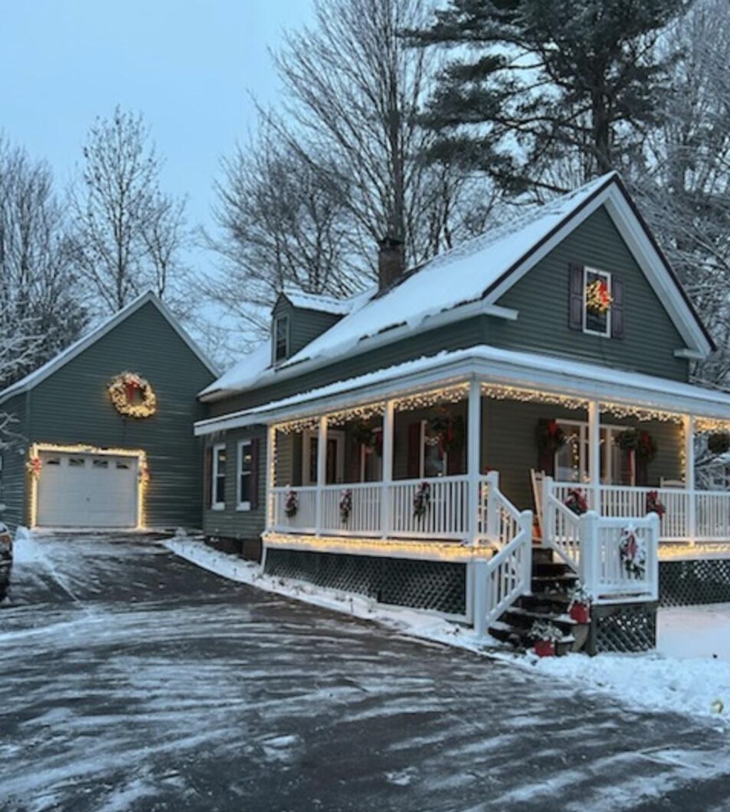 Photo of 18A Garfield Street, Saco, ME 04072 (MLS # 1654561)