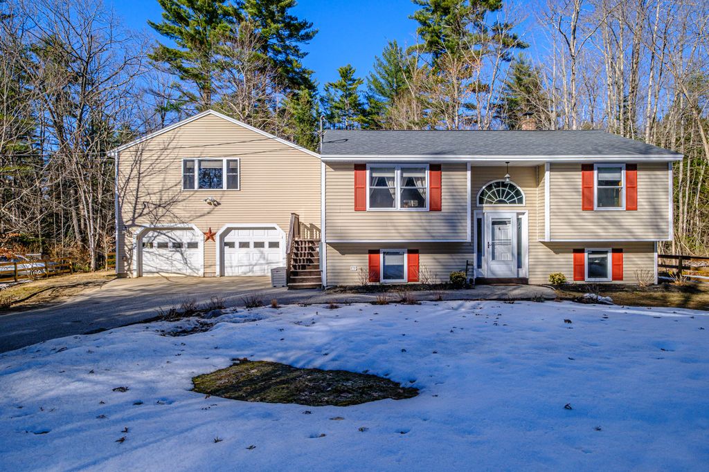 Photo of 1 Roosevelt Trail, Standish, ME 04084 (MLS # 1655723)