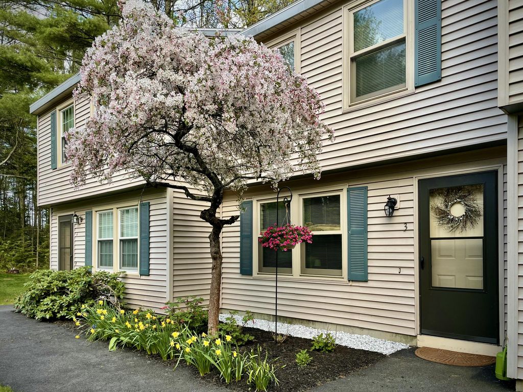 Photo of 3 Oak Dale Drive #3, Scarborough, ME 04074 (MLS # 1657963)