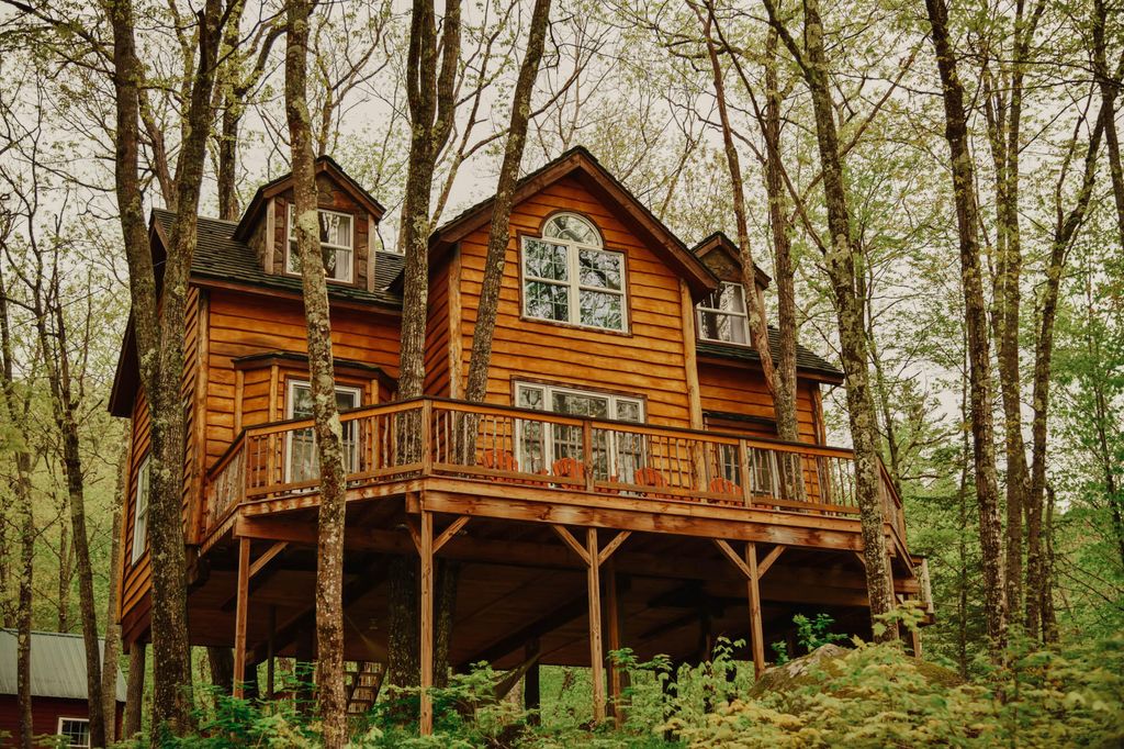 Photo of 859 Maine Street, Stoneham, ME 04231 (MLS # 1650943)