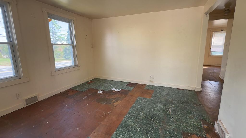 Photo of 947 Sabattus Street, Lewiston, ME 04240 (MLS # 1638289)