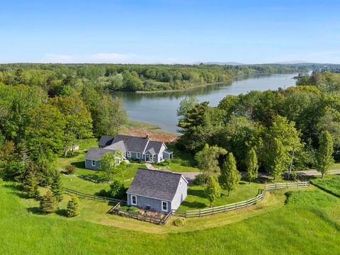 Photo of 17 Spring Street, South Thomaston, ME 04858 (MLS # 1627028)