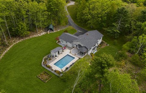 Photo of 28 Oakledge Hills Road, Raymond, ME 04071 (MLS # 1662776)