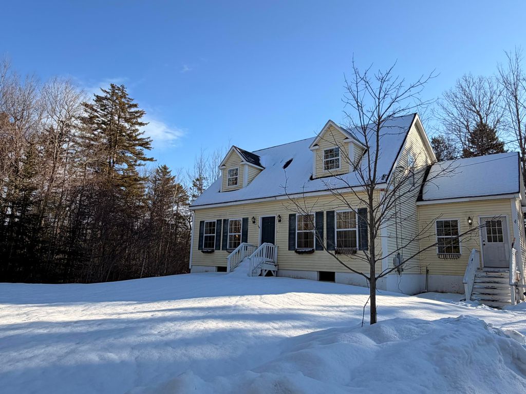 Photo of 527 Rockland Street, Rockport, ME 04856 (MLS # 1650334)