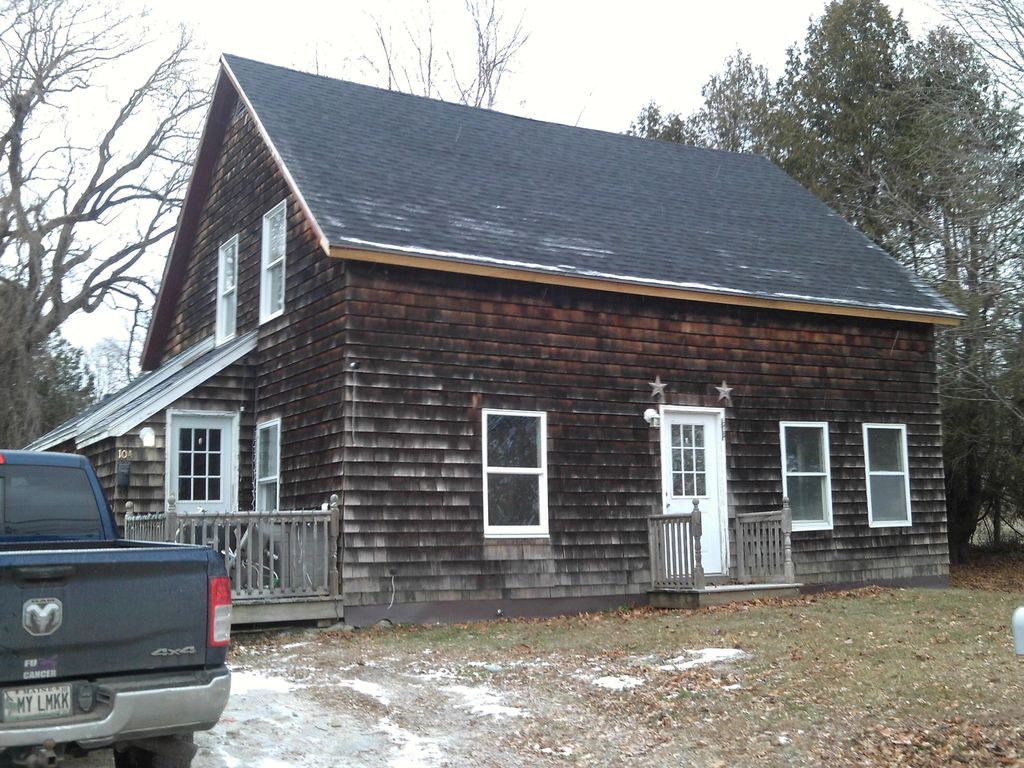 Photo of 104 Beechwood Street, Thomaston, ME 04861 (MLS # 1645790)