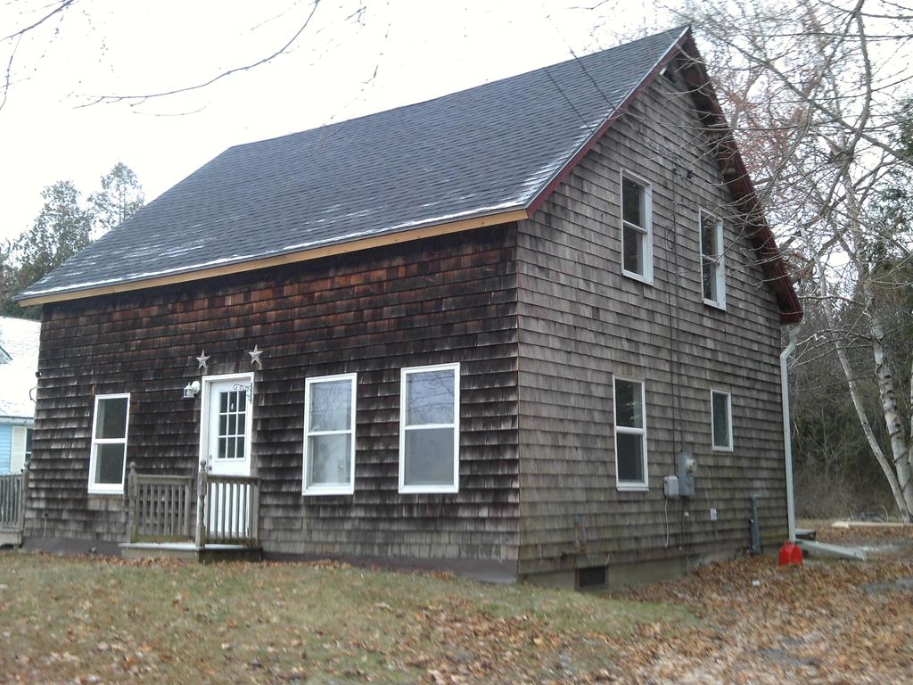 Photo of 104 Beechwood Street, Thomaston, ME 04861 (MLS # 1645790)