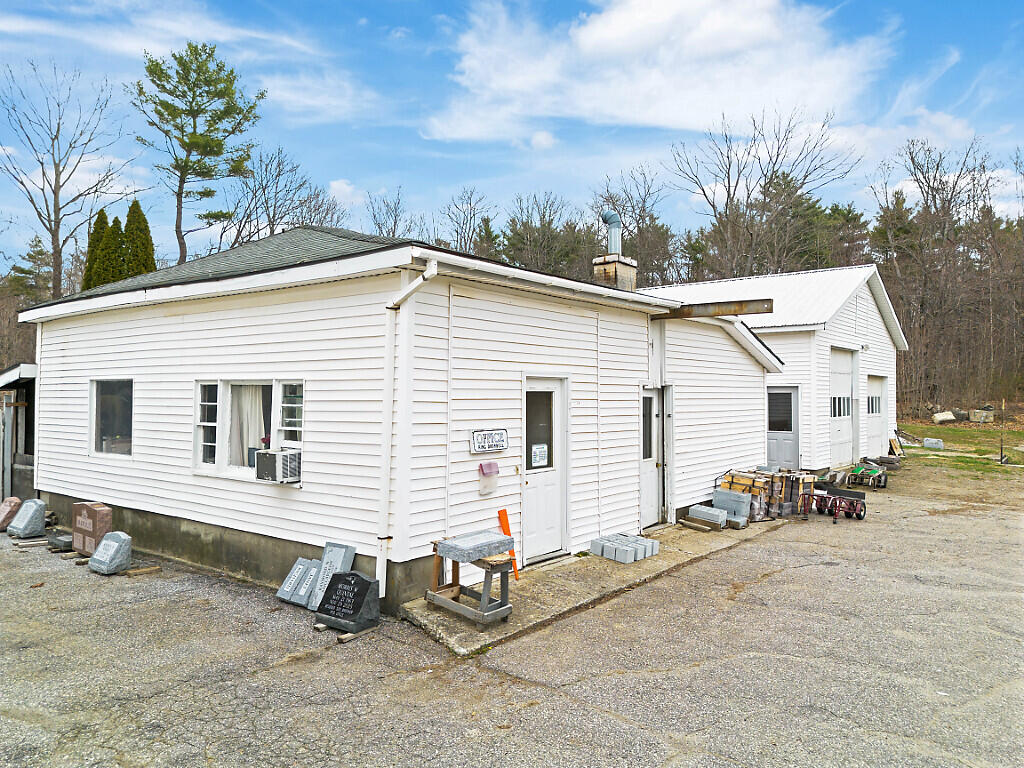 585 Riverside Drive