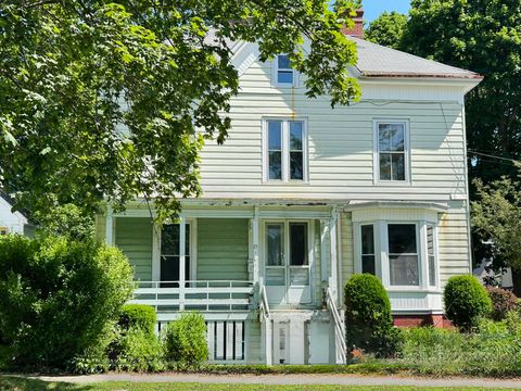 Photo of 25 Pleasant Avenue, Portland, ME 04103 (MLS # 1633870)