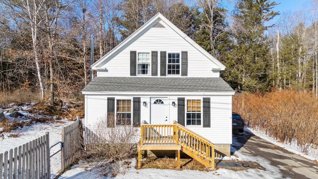 Photo of 17 Deering Neighborhood Road, Sanford, ME 04083 (MLS # 1649373)