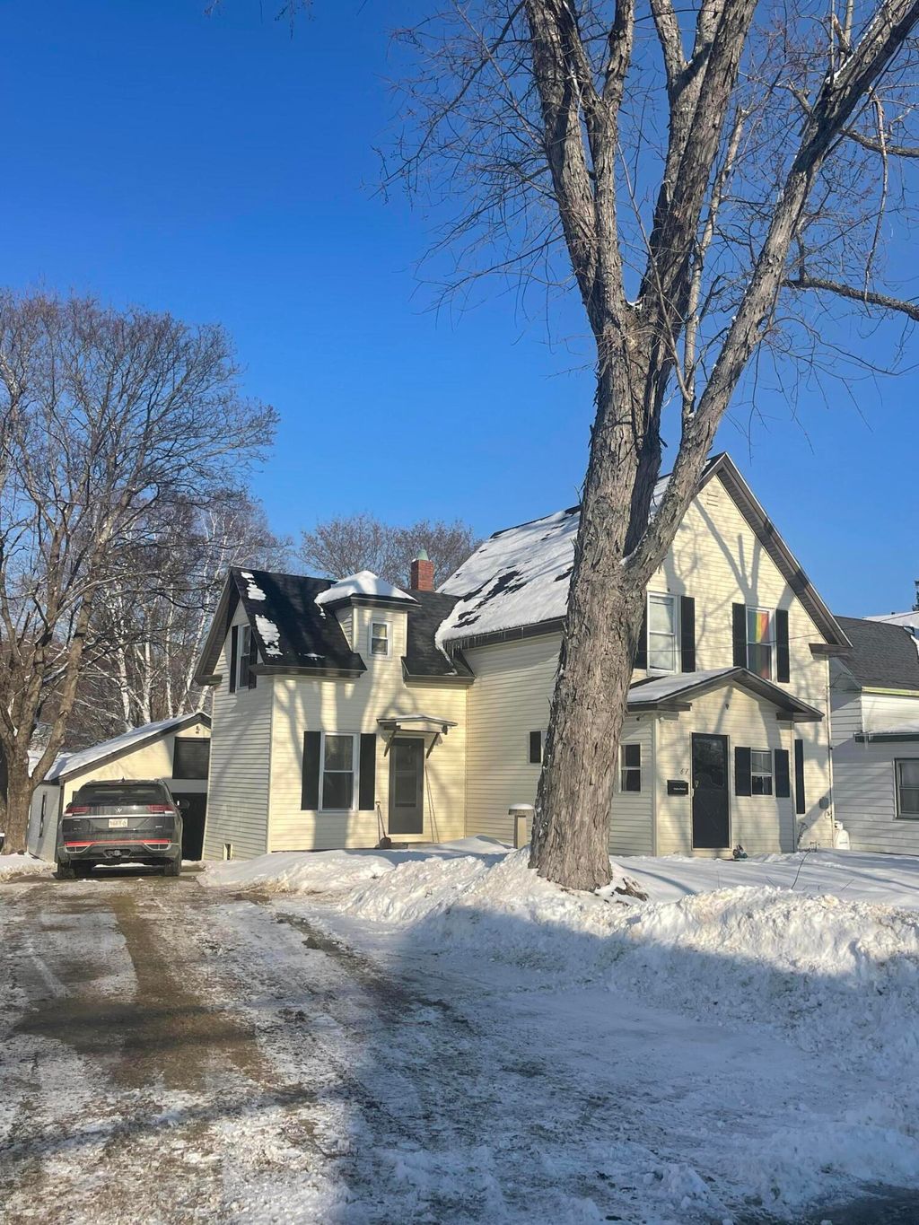 Photo of 61 Park Street, East Millinocket, ME 04430 (MLS # 1650111)