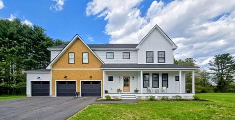 Photo of 90 Running Hill Road, Scarborough, ME 04074 (MLS # 1662539)