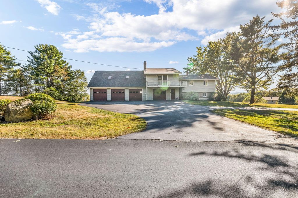 Photo of 232 Dyer Road, Lewiston, ME 04240 (MLS # 1638051)
