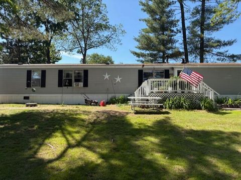 Photo of 9 Holiday Lane, Standish, ME 04084 (MLS # 1629825)