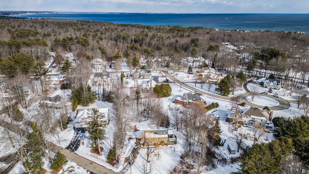 Photo of 46 Ferry Lane, Saco, ME 04072 (MLS # 1650214)