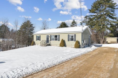 Photo of 10 Summit Drive, Minot, ME 04258 (MLS # 1580884)