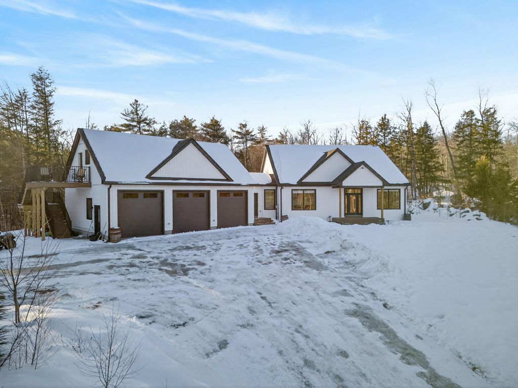 Photo of 29 Walnut Brook Road, Sanford, ME 04073 (MLS # 1652185)