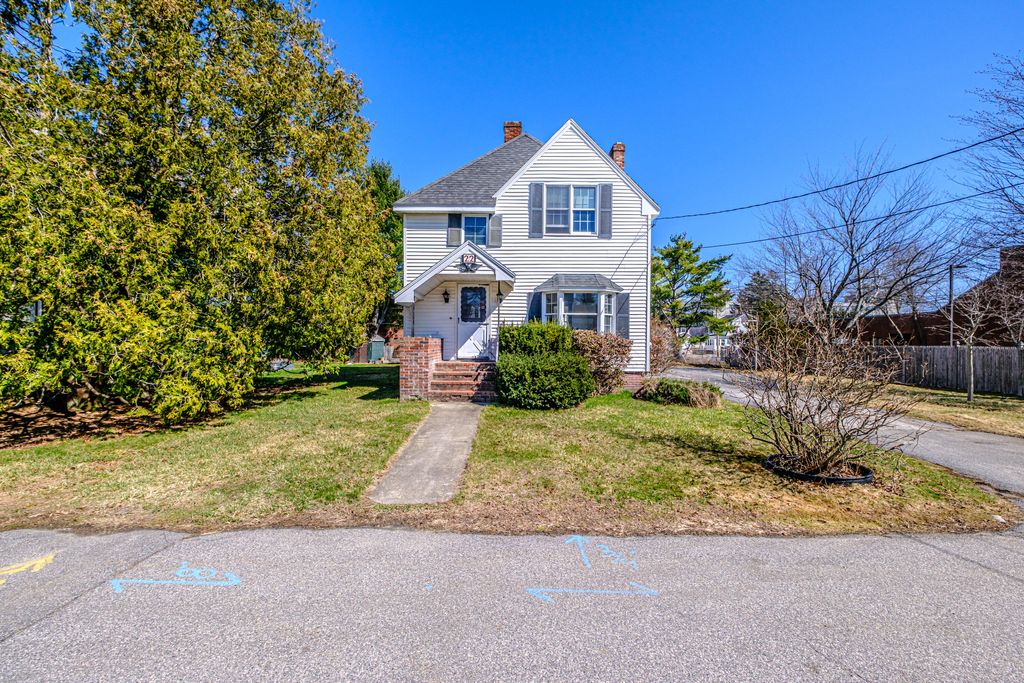 Photo of 22 Davis Street, Portland, ME 04102 (MLS # 1660663)