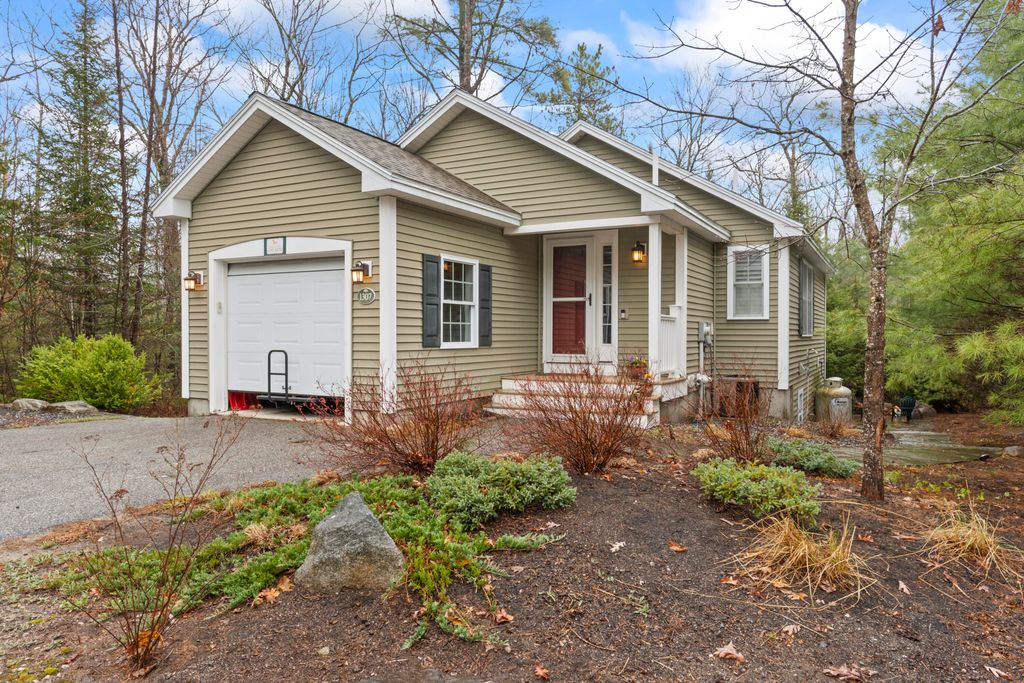 Photo of 1307 Deer Run RUN, Casco, ME 04015 (MLS # 1660695)