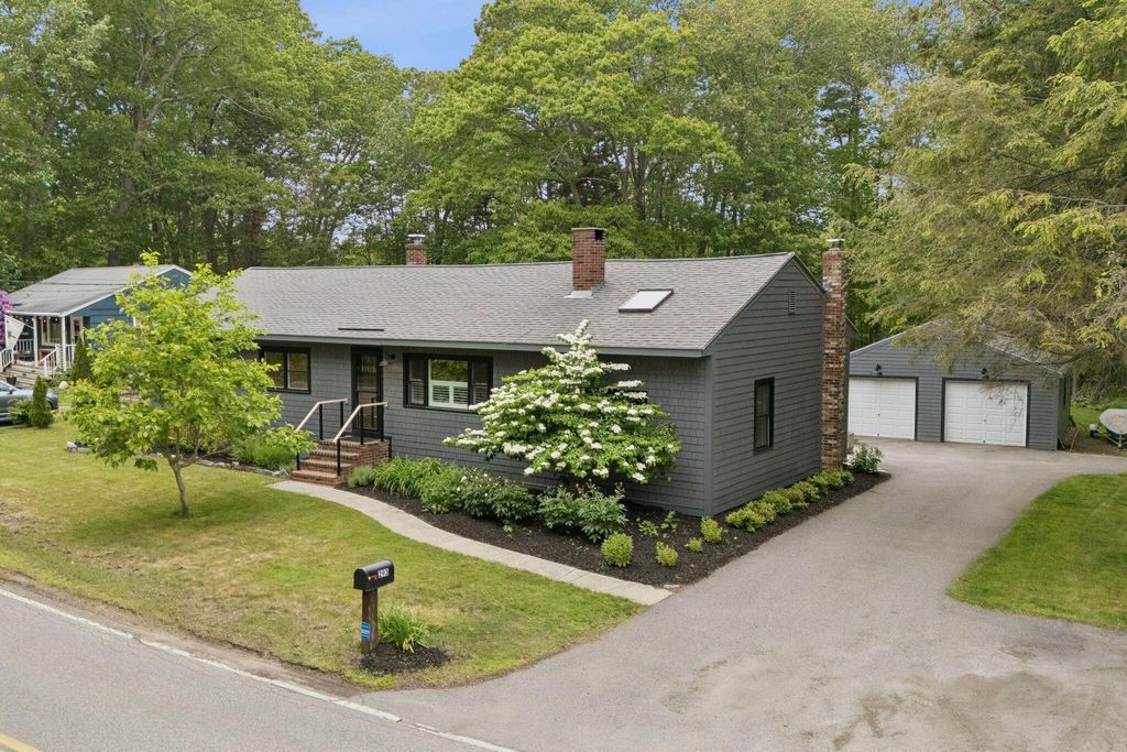 Photo of 293 Fowler Road, Cape Elizabeth, ME 04107 (MLS # 1641615)