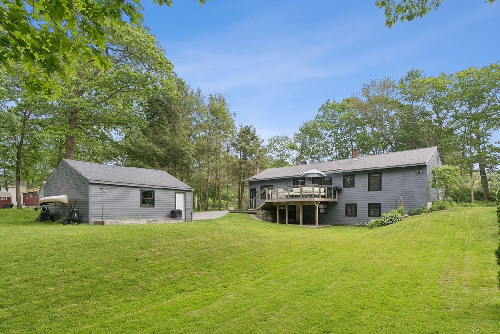 Photo of 293 Fowler Road, Cape Elizabeth, ME 04107 (MLS # 1641615)