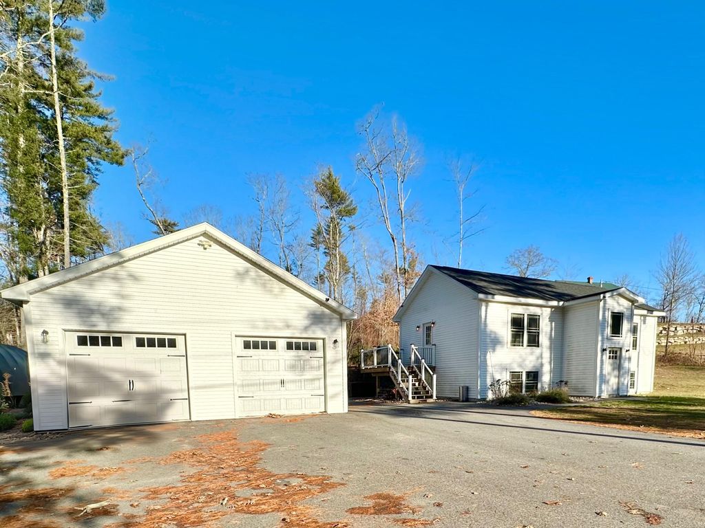 Photo of 3 Harris Road, Baldwin, ME 04024 (MLS # 1646697)
