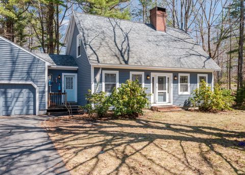 Photo of 20 Windsor Pines Drive, Scarborough, ME 04074 (MLS # 1657964)