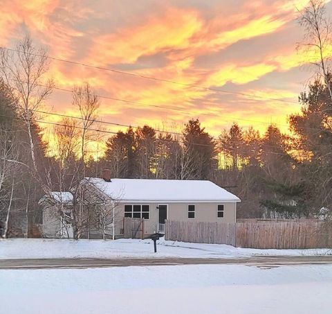 Photo of 127 Meadow Lane, Farmington, ME 04938 (MLS # 1653310)