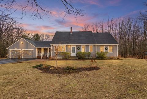 Photo of 7 Littlefield Drive, Kennebunk, ME 04043 (MLS # 1656241)