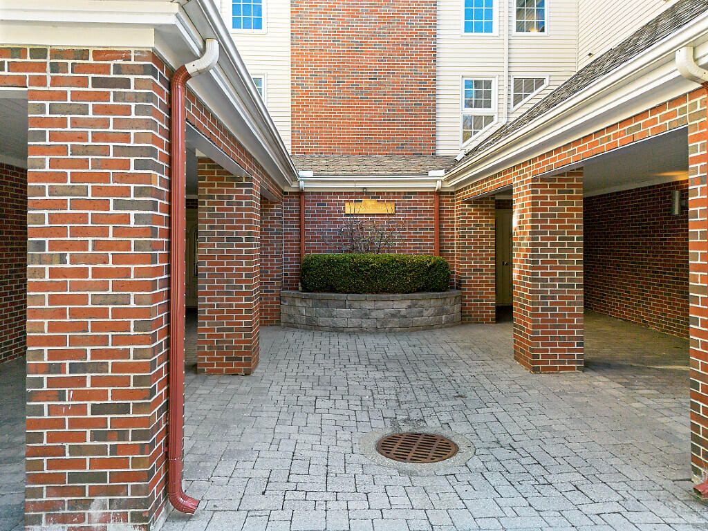 Photo of 2 Schooner Ridge Road #11, Bath, ME 04530 (MLS # 1660458)