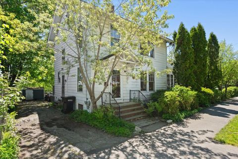 Photo of 28 William Street, Bangor, ME 04401 (MLS # 1663754)