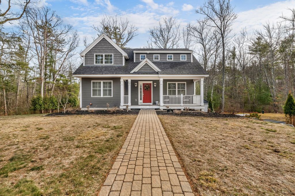 Photo of 70 Rose Way, Wells, ME 04090 (MLS # 1656174)