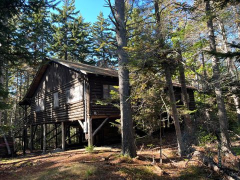 Photo of 45 Sunset Road, Boothbay Harbor, ME 04538 (MLS # 1639964)