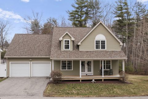 Photo of 5 Izzy Lane, Kittery, ME 03904 (MLS # 1657911)